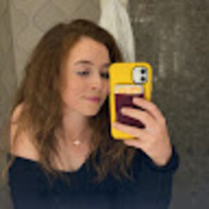 Meet your Posher, Alyssa